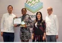 Periodistas de Listín Diario, Diario Libre, El Dinero, CDN y Bávaro News Ganan Premio Periodismo Ambiental 2021- 2022