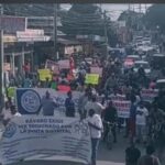 Miles de Personas Protestan en Marcha Pacífica en la Comunidad de Bávaro en Reclamo a las Malas Ejecutorias de la Actual Dirección Distrital de Verón.