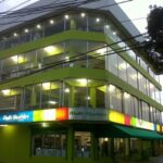 _TRAGEDIA_ SE DESPLOMA EDIFICIO COMERCIAL DE 4 NIVELES EN LA VEGA CON EMPLEADOS DENTRO.