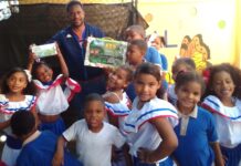 Edén Henríquez (El Edén) Hace entrega de juguetes a cientos de niños del gran Santo Domingo