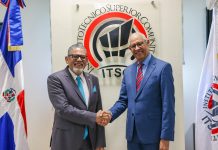 José Ramón Holguín Brito, asume como nuevo rector del ITSC